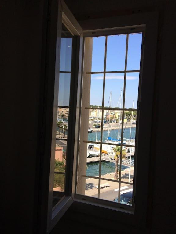 Gruissan Appartement Calme, Vue Sur Port De Plaisance -Clim, Empl.Parking Exterior foto