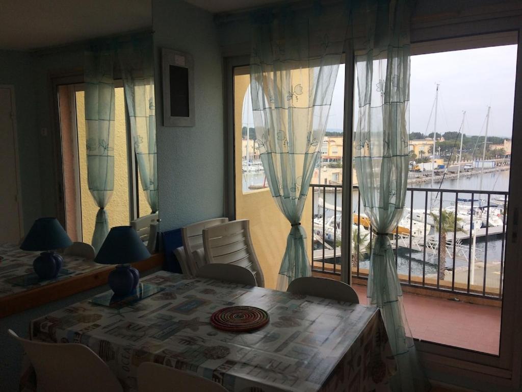 Gruissan Appartement Calme, Vue Sur Port De Plaisance -Clim, Empl.Parking Exterior foto