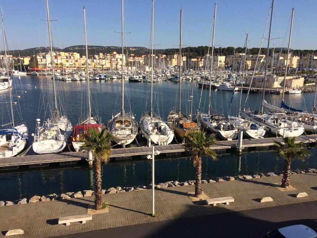 Gruissan Appartement Calme, Vue Sur Port De Plaisance -Clim, Empl.Parking Exterior foto